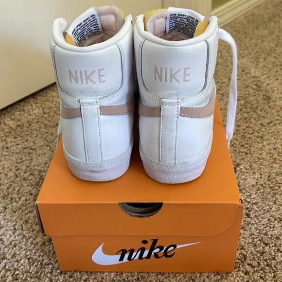 Nike W Blazer Mid ‘77 - Picture 4 of 8